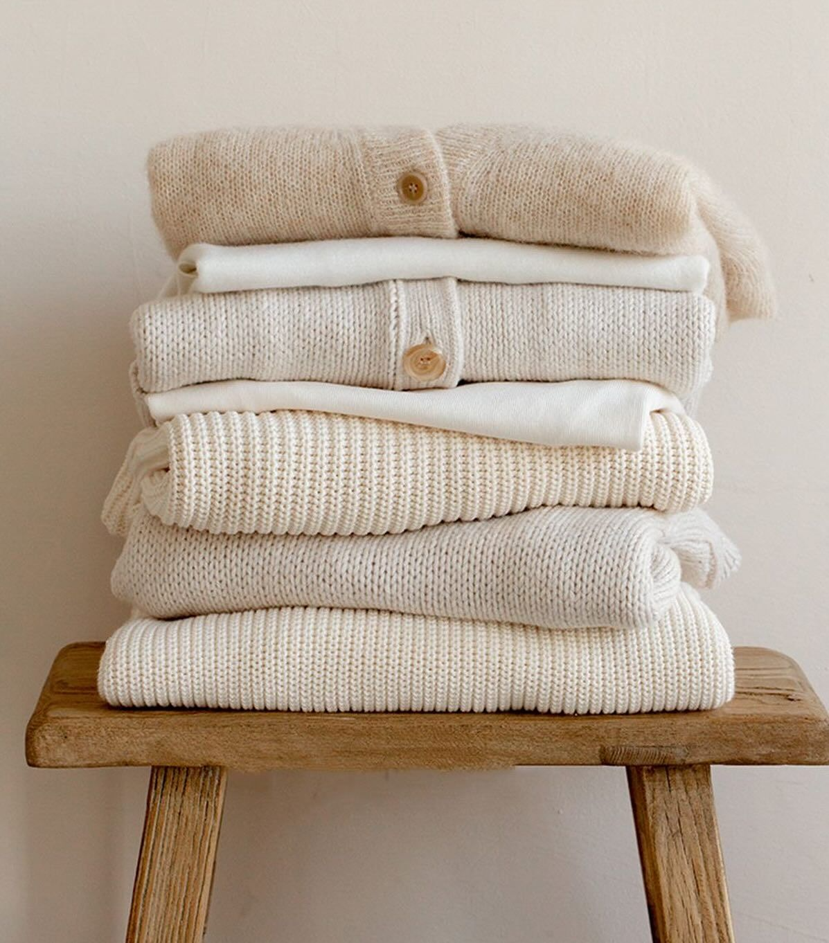 Folded knitwear stock